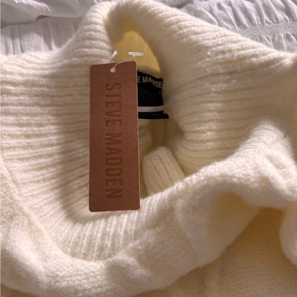Steve Madden Cream Cowl Neck Cable Knit Sweater - Picture 2 of 8